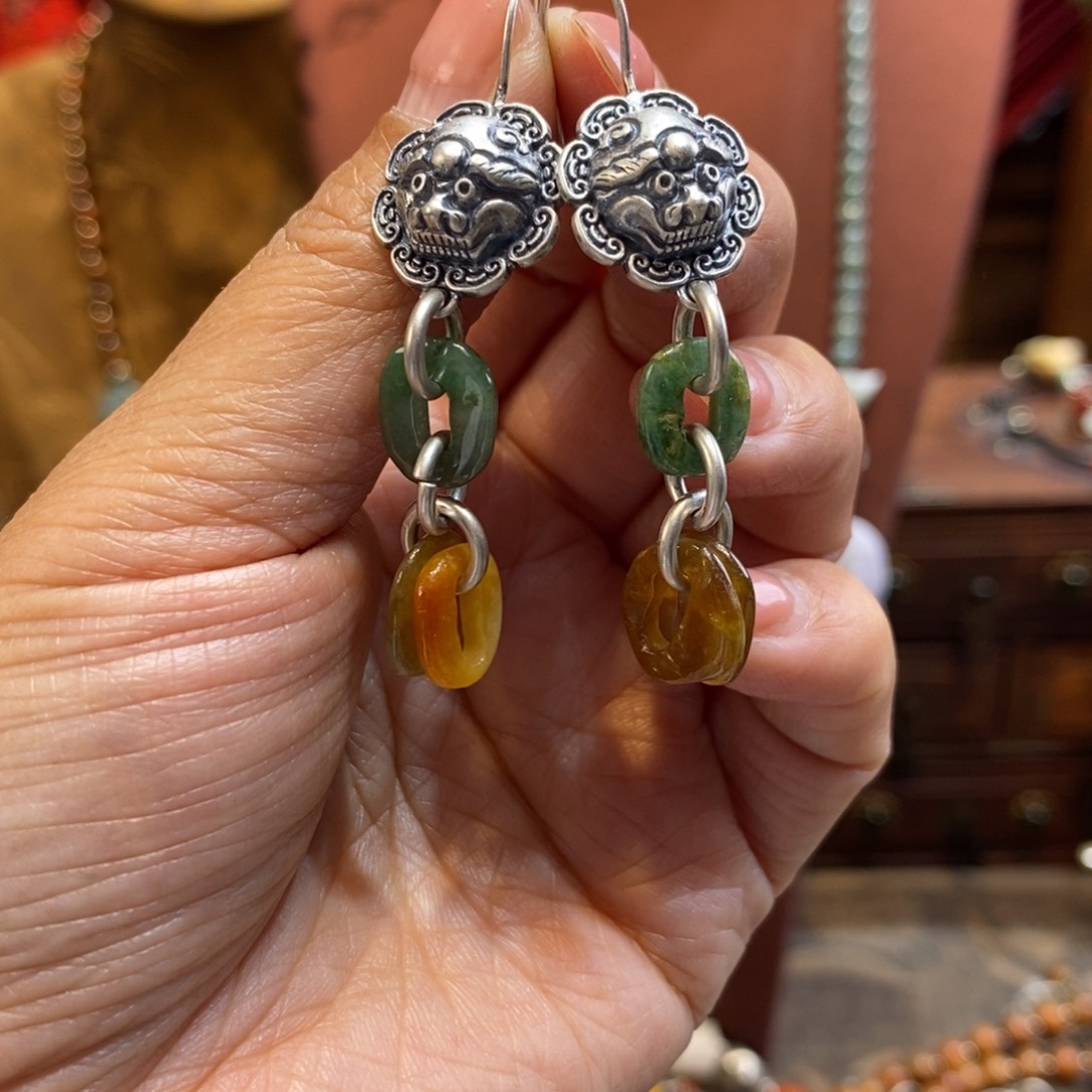 翡翠吊坠(赠链)未镶嵌