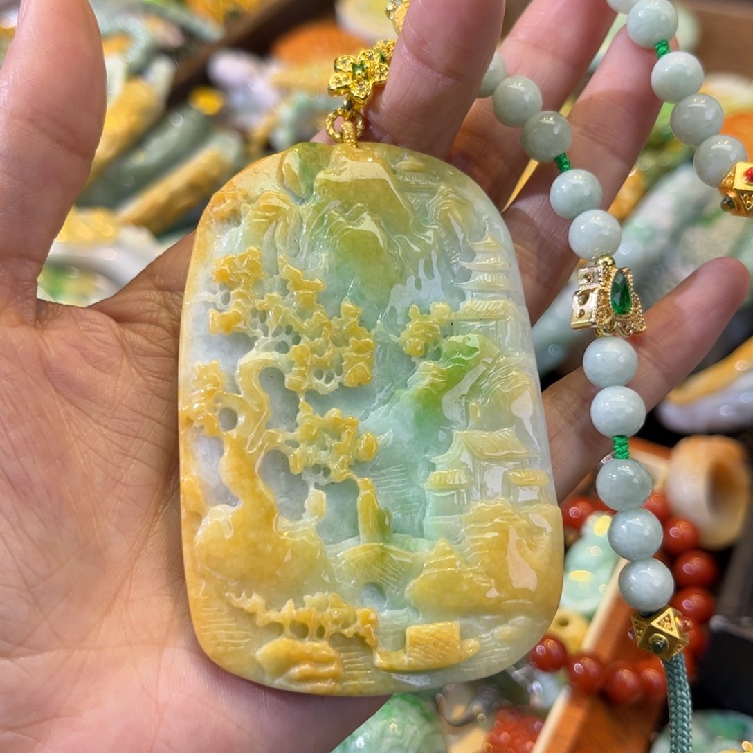 翡翠颈饰未镶嵌待编款