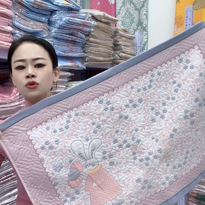 棉紫灰色小花兔年