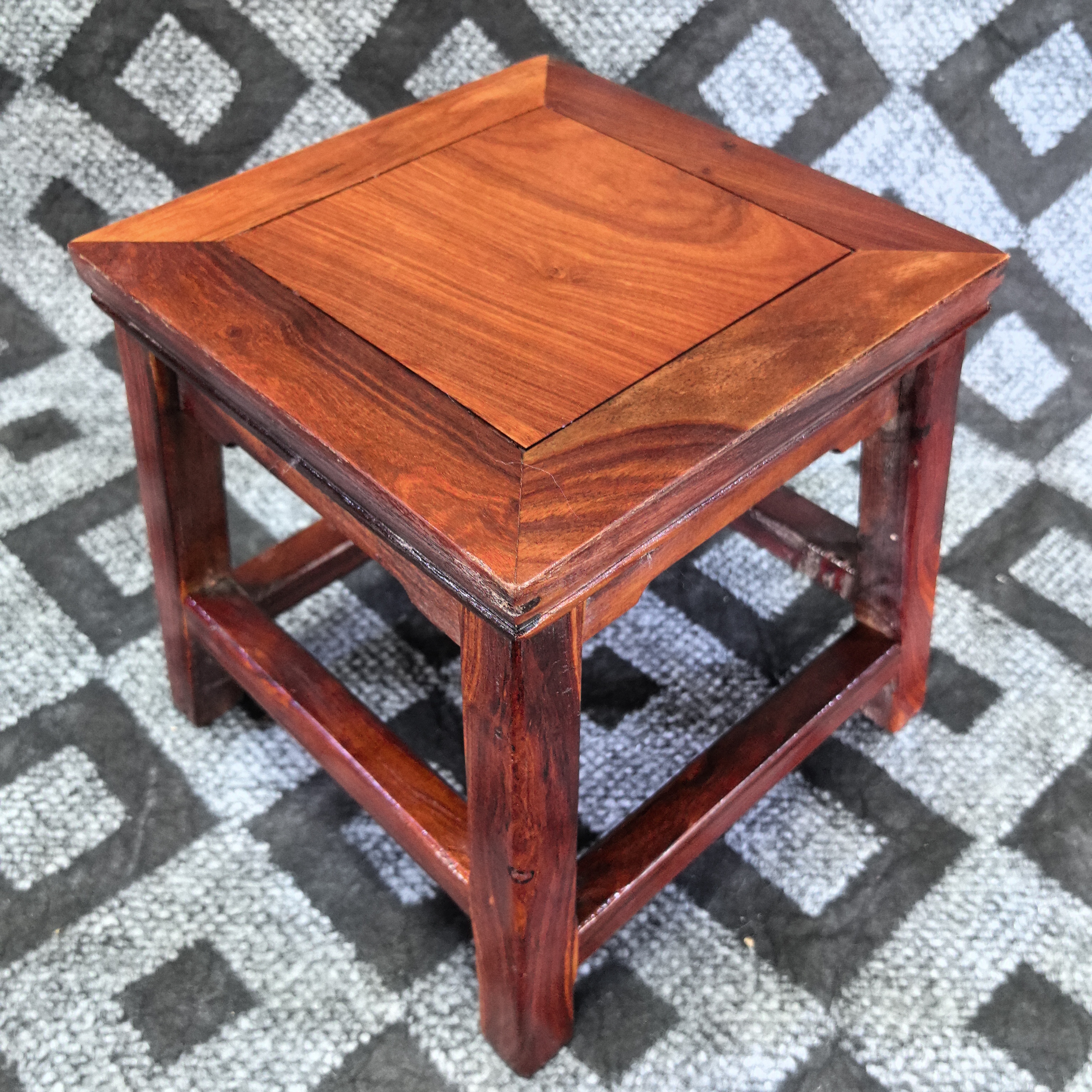 小叶红檀木实木21*21*23