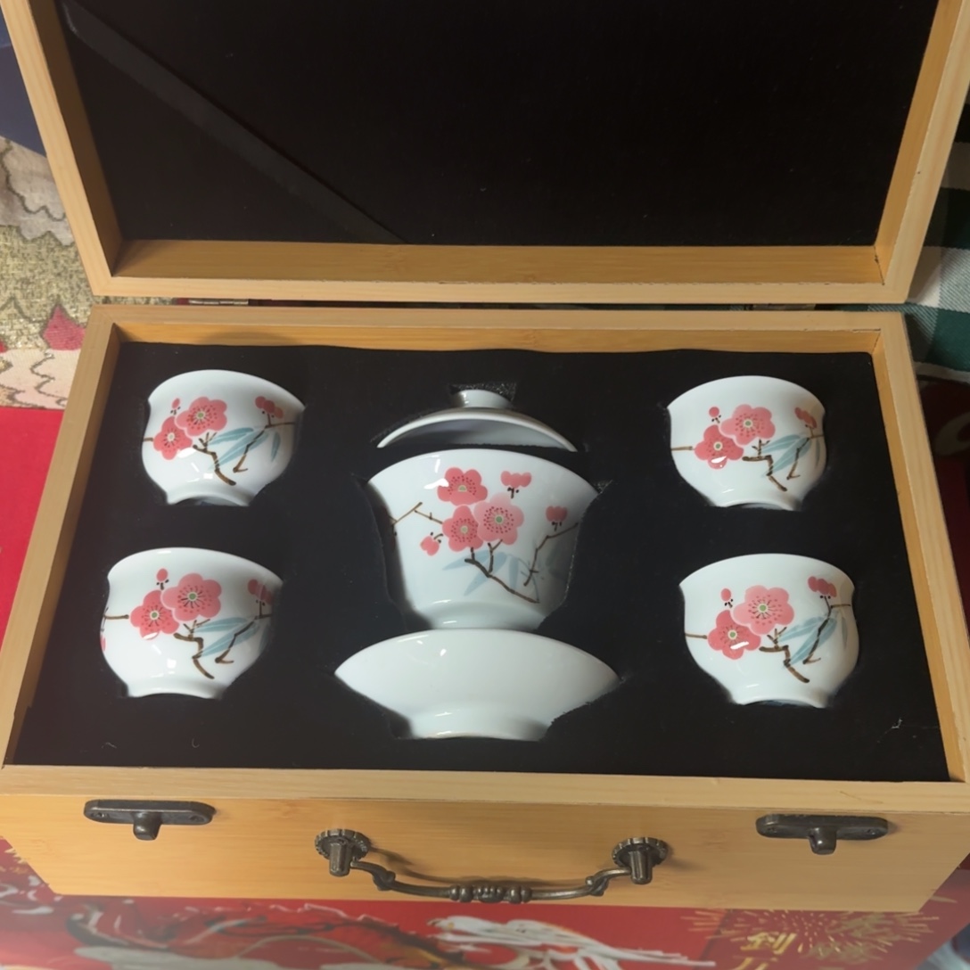 L***S部所7501高白泥盖碗套组