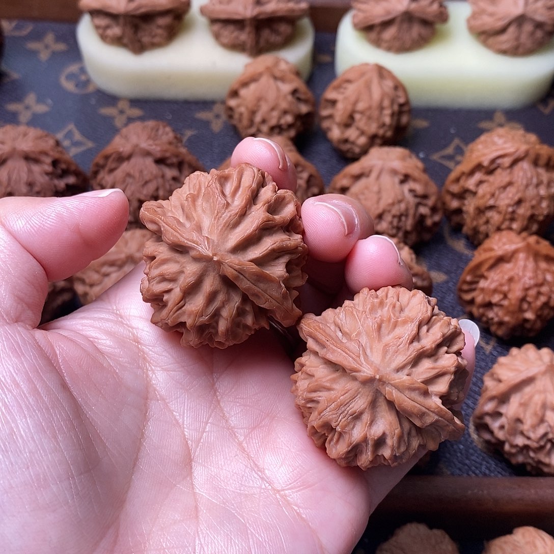 吊坠桃核全品龙鳞40尺