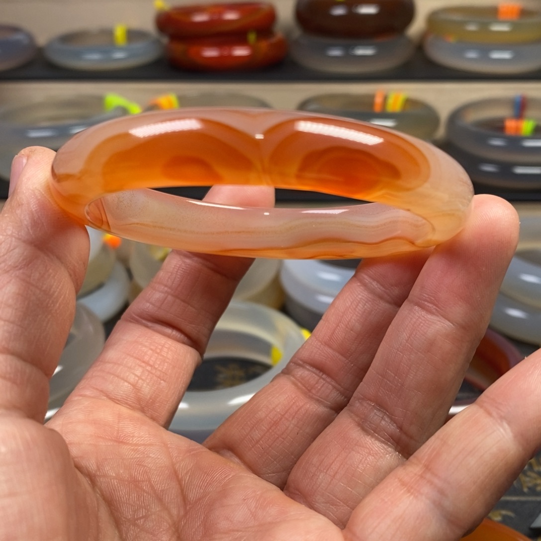 玛瑙/玉髓未镶嵌手镯