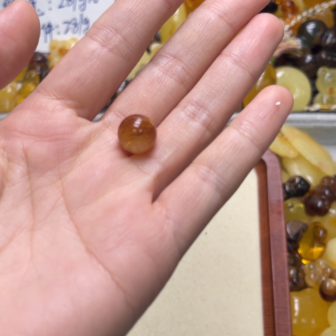 *****琥珀未镶嵌裸石天然琥珀