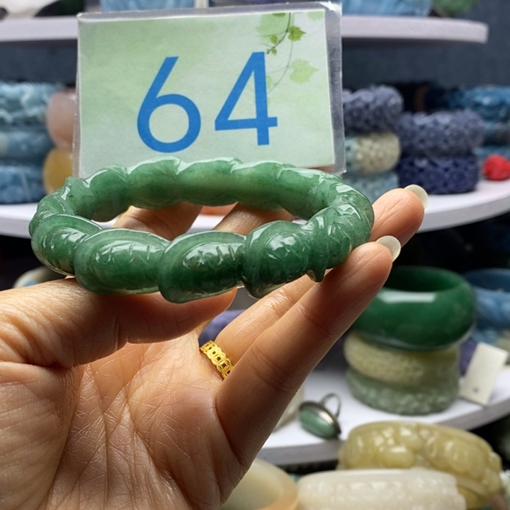 未镶嵌手镯石英岩玉