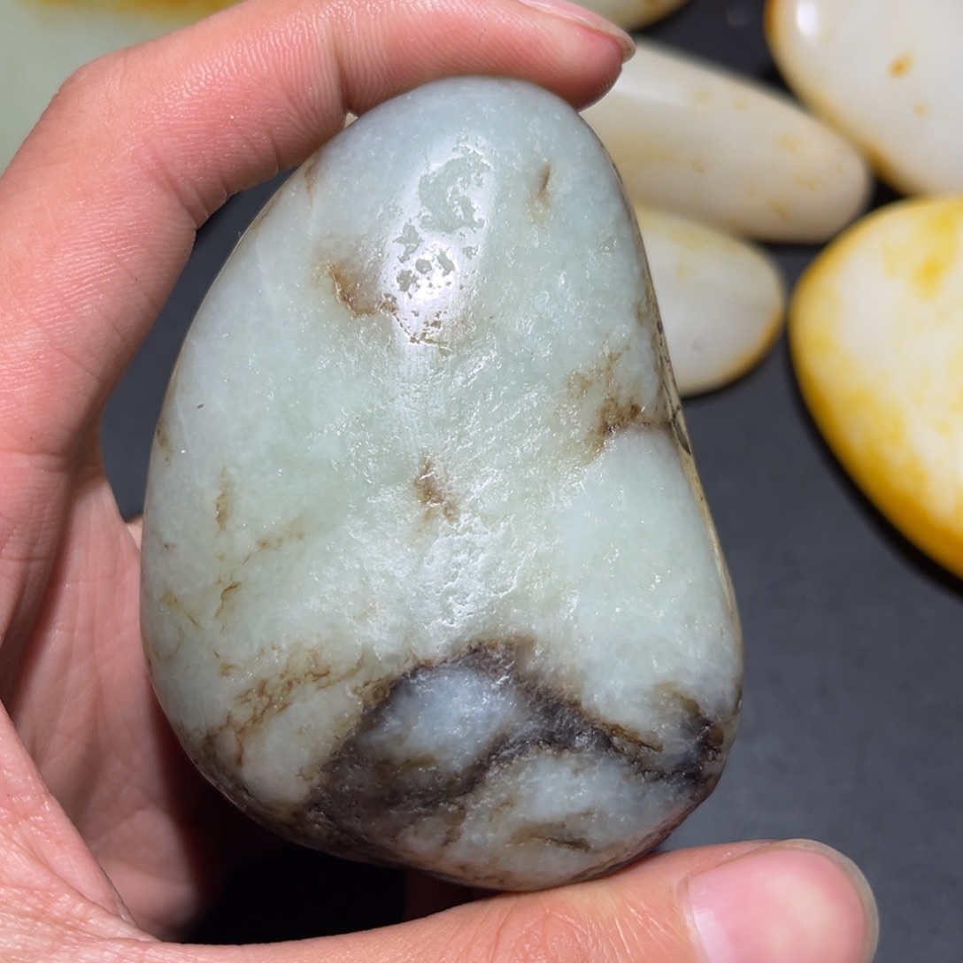 和田玉未镶嵌珠宝奇石