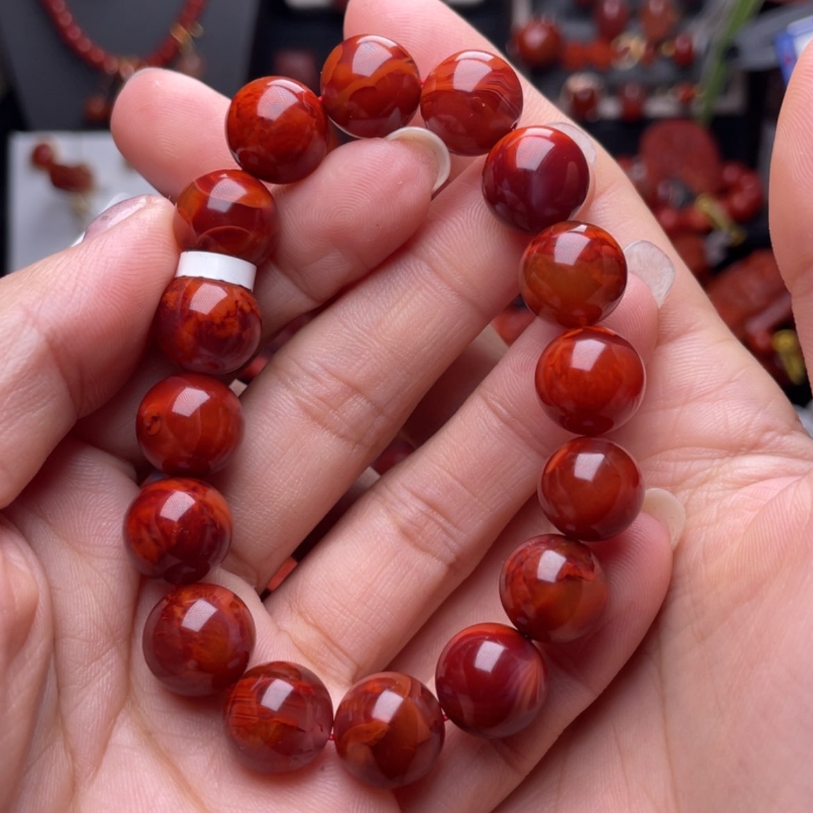 【闪购商品】南红玛瑙手串微瑕未镶嵌S****?