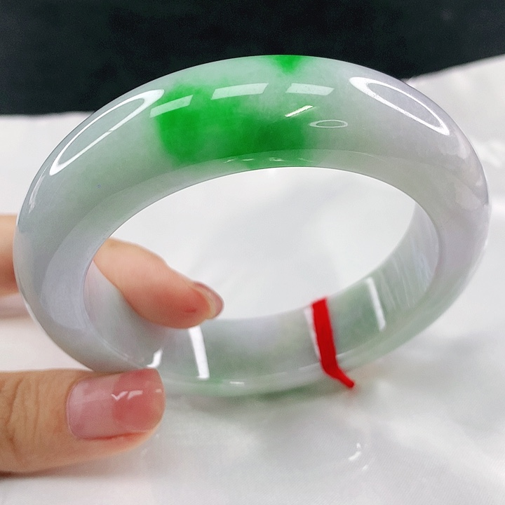 翡翠未镶嵌手镯圈57.5；0A012