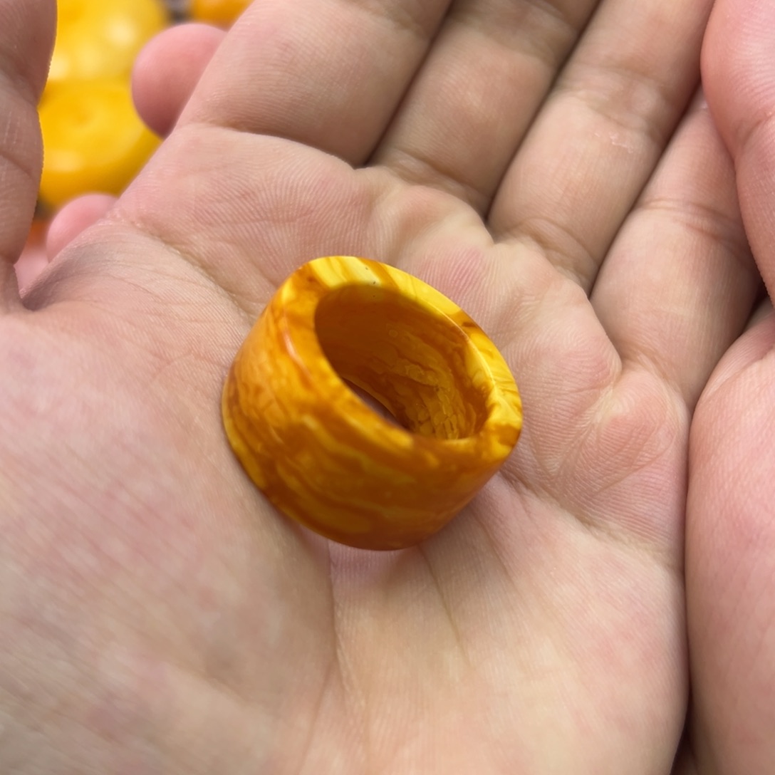 琥珀吊坠(不含链)未镶嵌