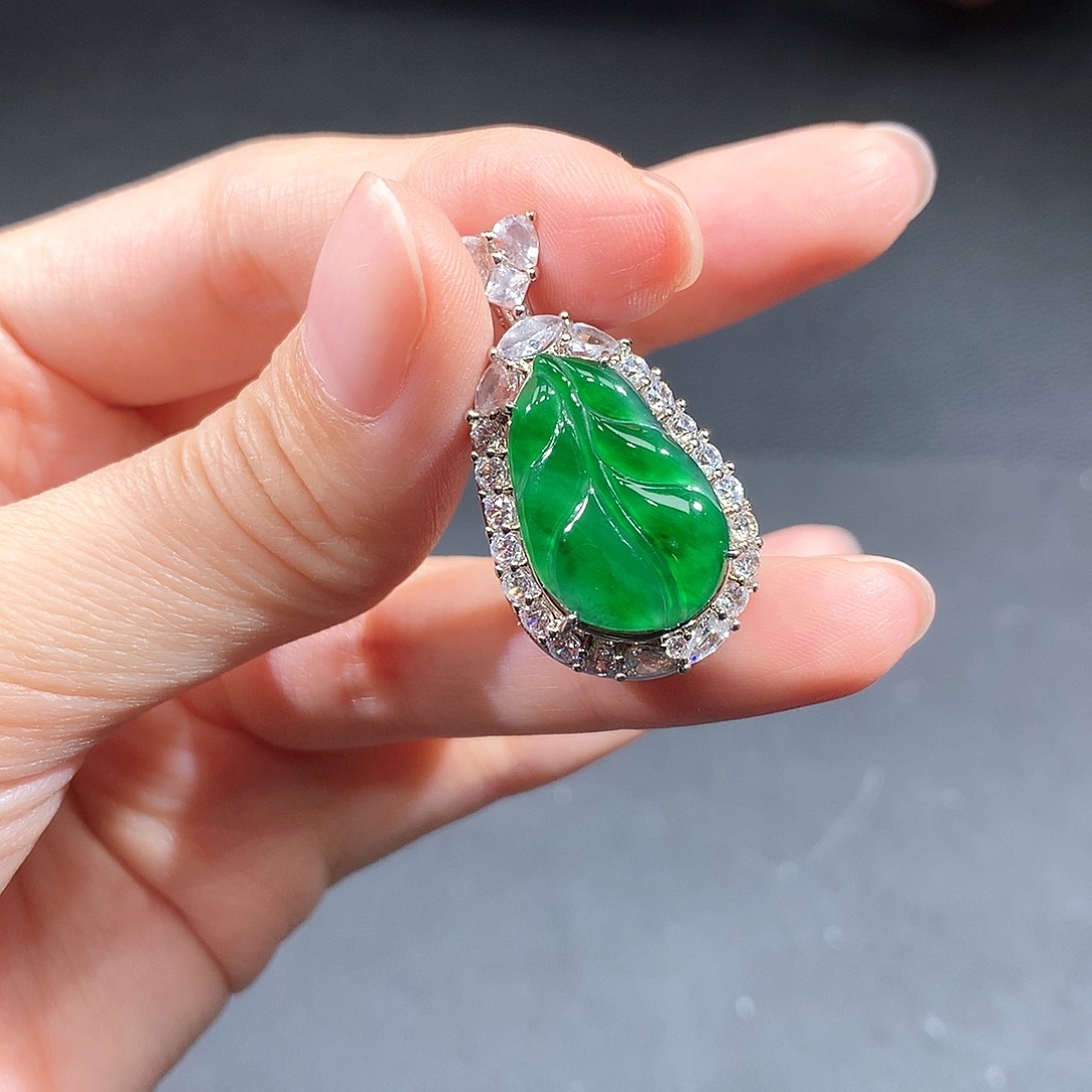 未镶嵌戒指翡翠翡翠