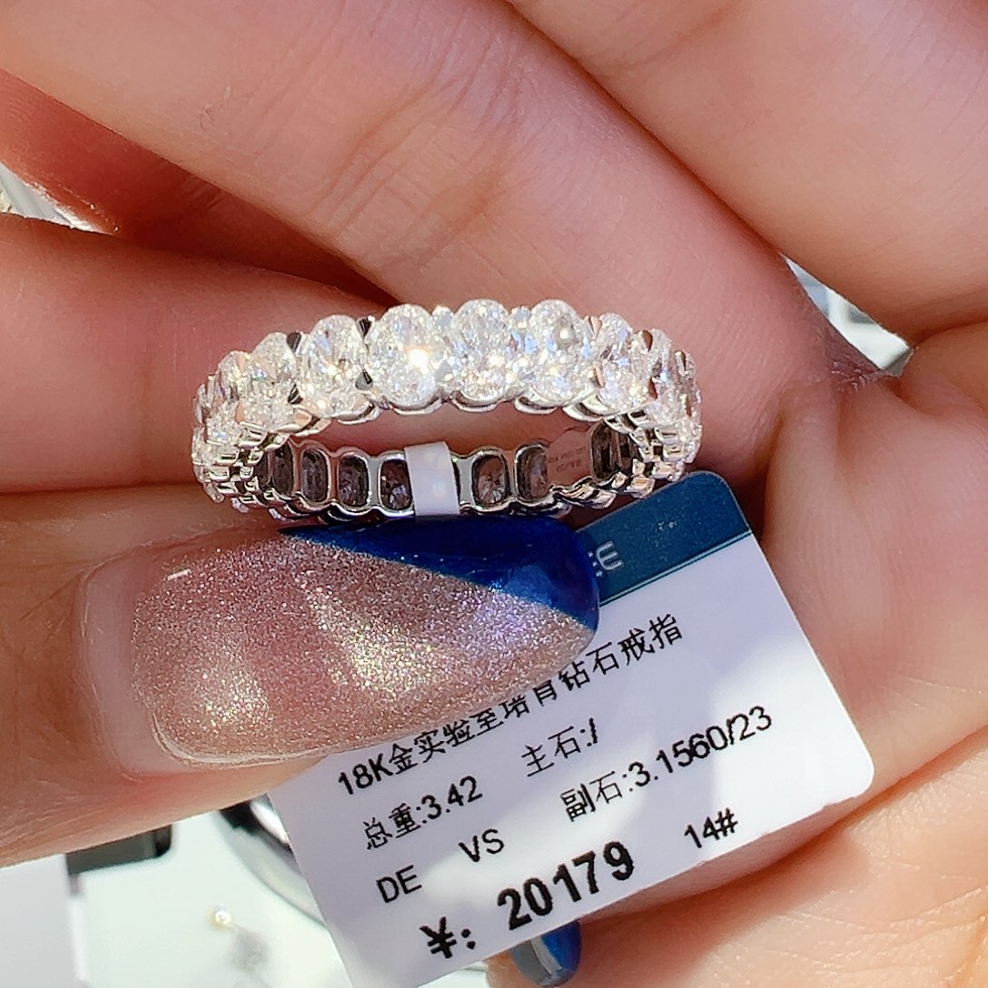 18K金镶嵌实验室培育钻石呐**3.156ct