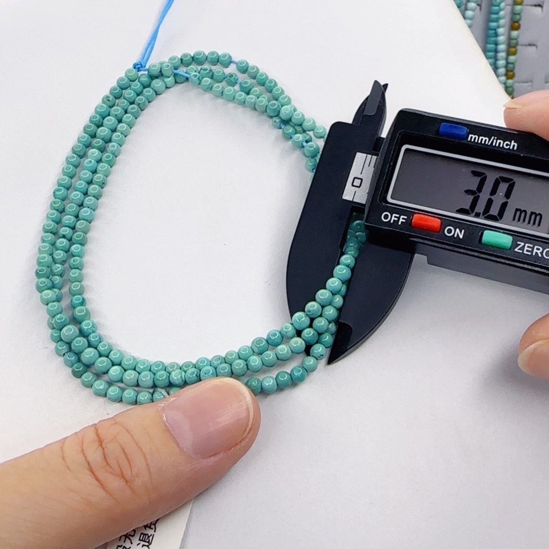 绿松石未镶嵌颈饰