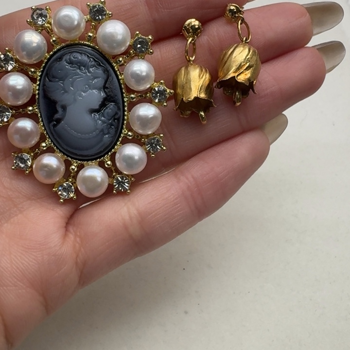 淡水珍珠耳饰未镶嵌