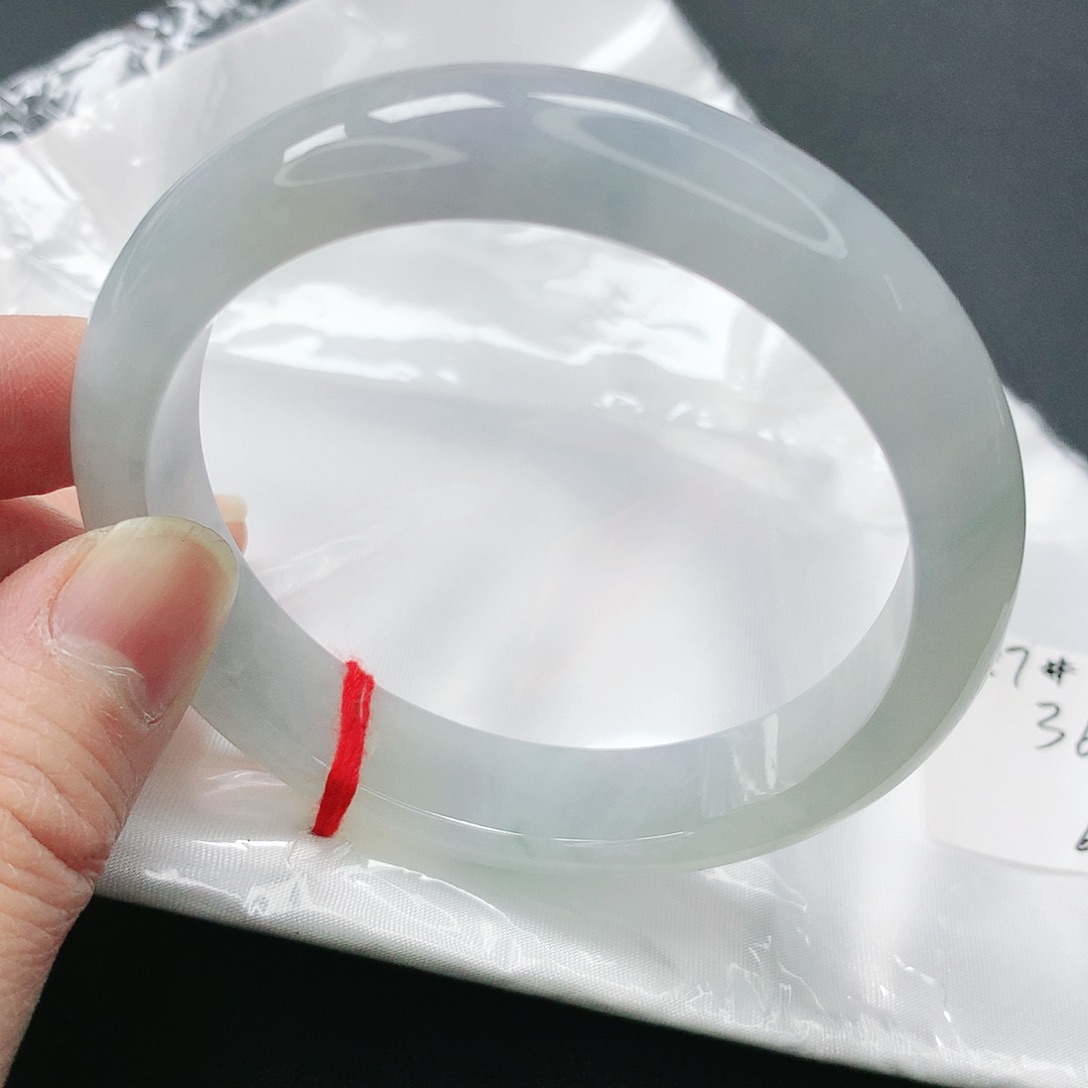 翡翠手镯未镶嵌缅甸天然A货翡翠