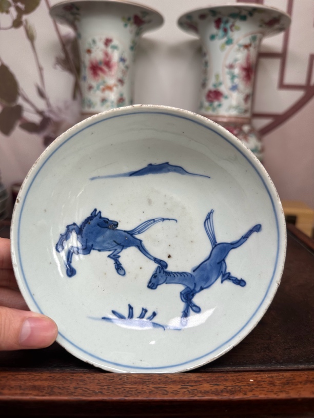 陶瓷工艺品青花马纹盘