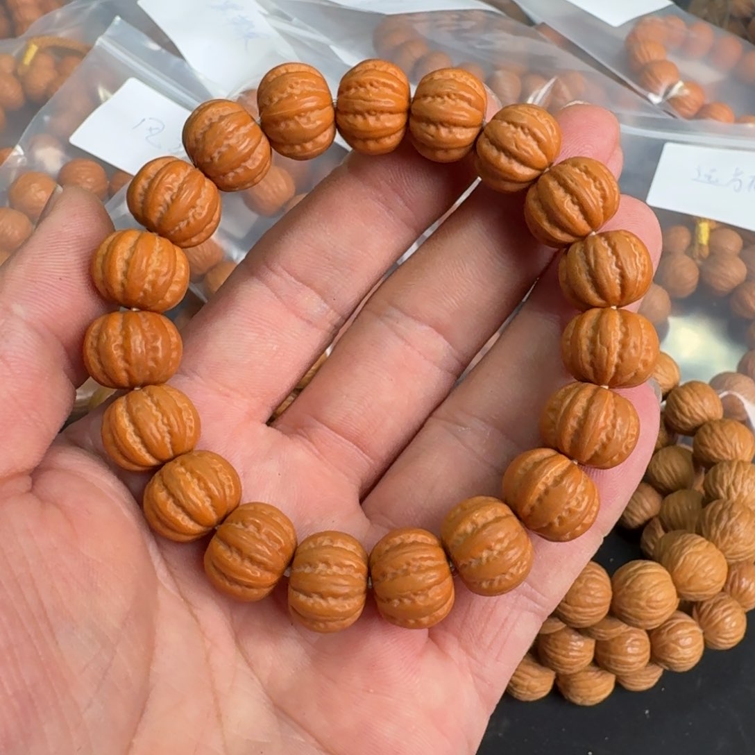 猴头核桃吊坠京八棱