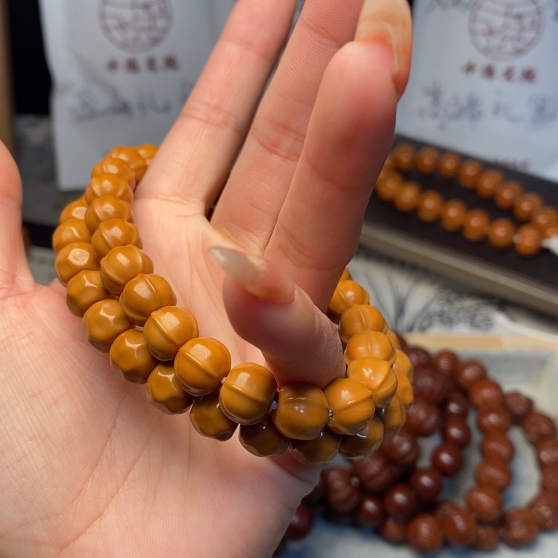 手串猴头核桃小鲨鱼小奶酪