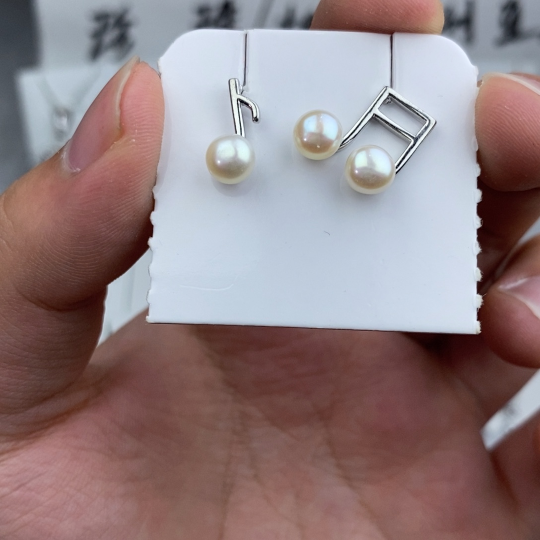 耳饰淡水珍珠未镶嵌