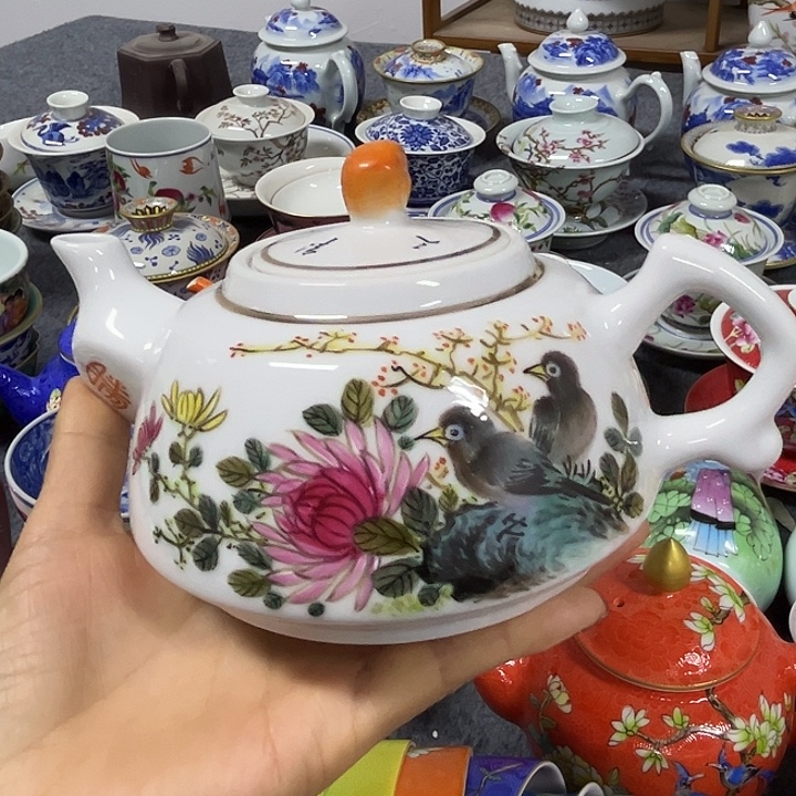 景德镇陶瓷博物有限公司副会长