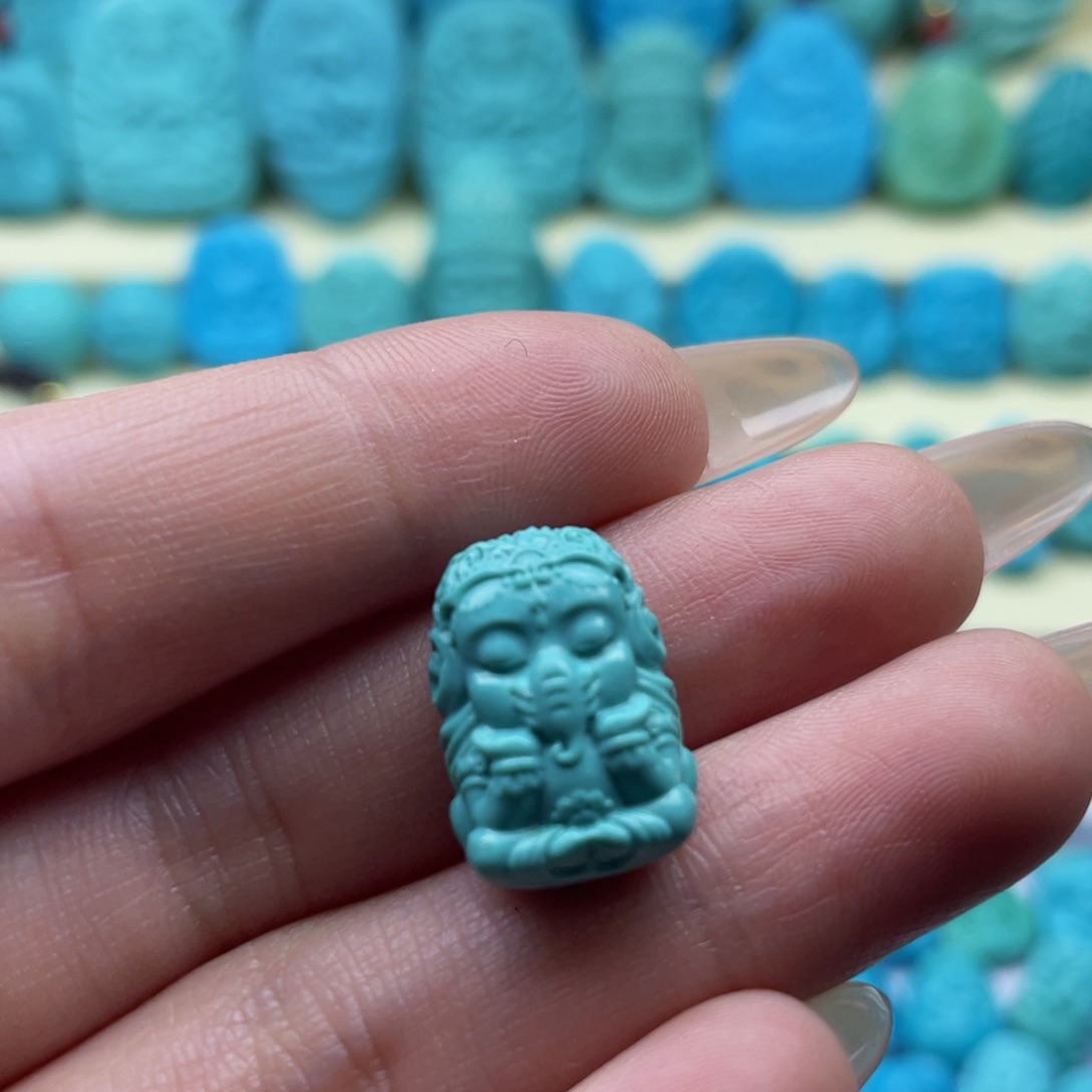 绿松石雕刻未镶嵌