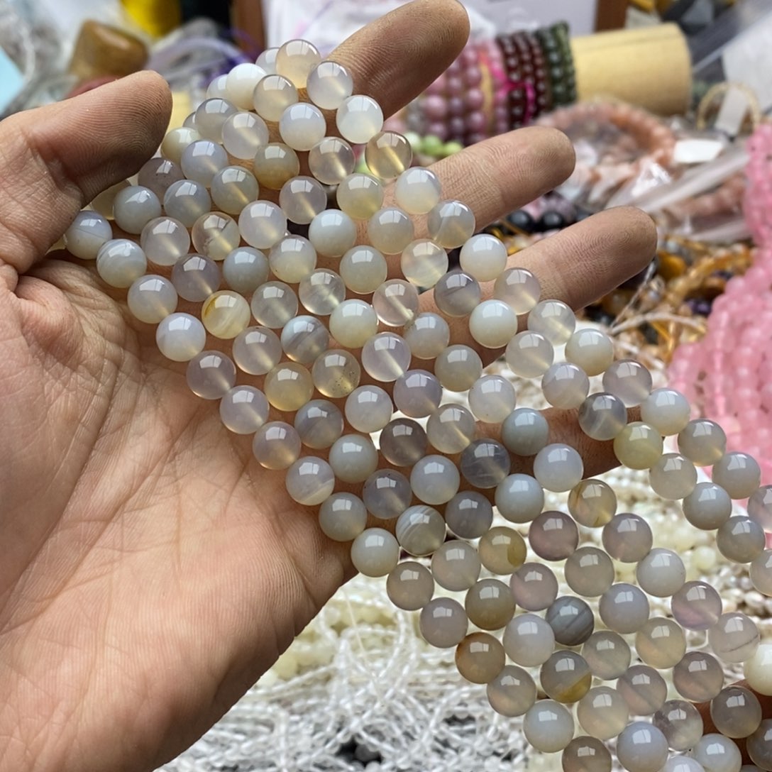 玛瑙/玉髓未镶嵌珠宝半成品一条天然8mm灰白玛瑙圆珠