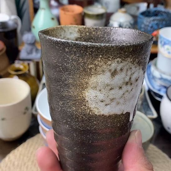    中古物品默认微瑕，谨慎参拍，满18包邮！