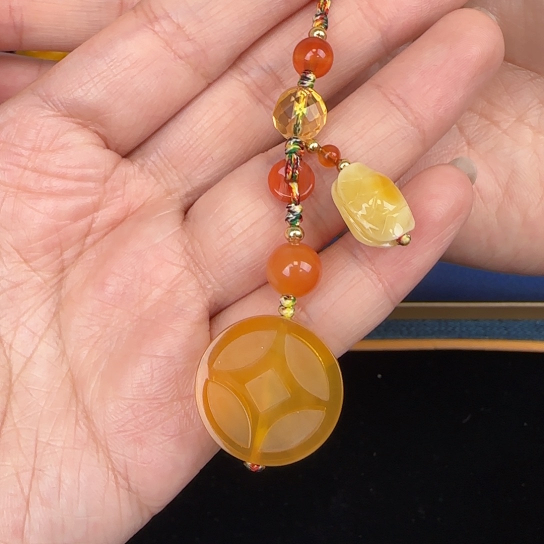 蜜蜡吊坠(赠链)未镶嵌