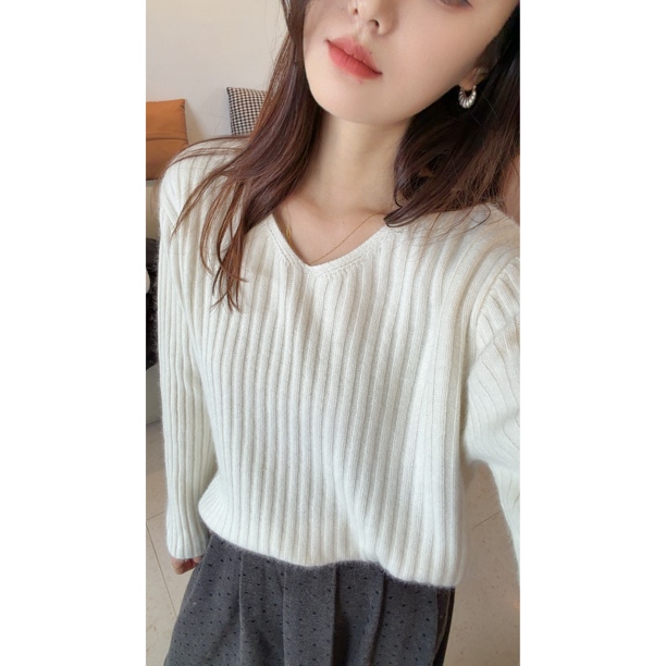 #55070 秋冬新款V领长袖针织纯羊毛打底衫女显瘦百搭上衣
