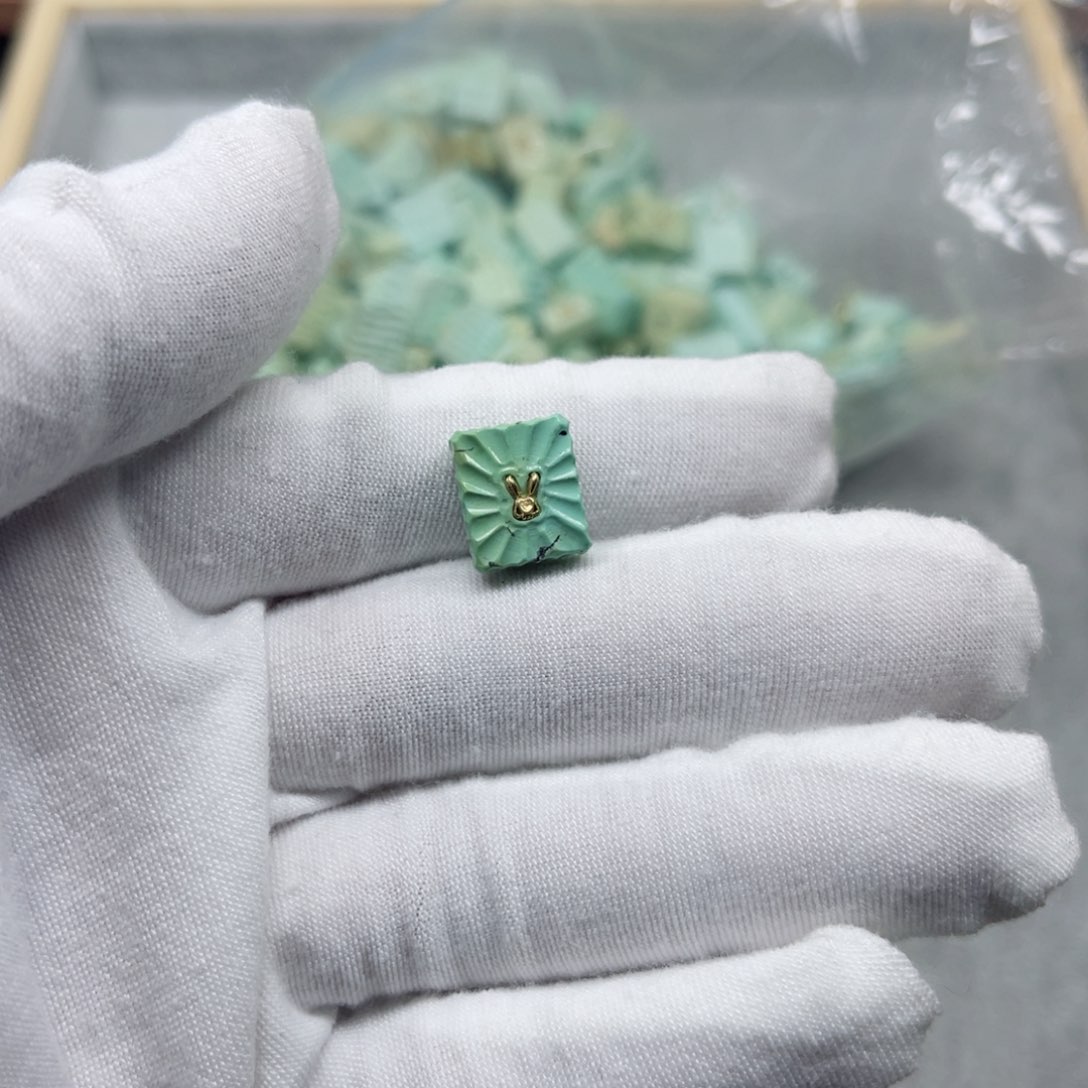 绿松石挂件未镶嵌