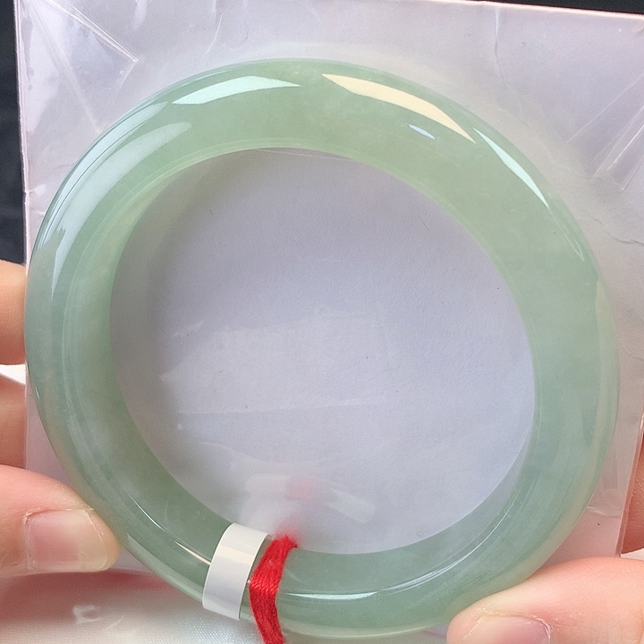 翡翠未镶嵌手镯55圈