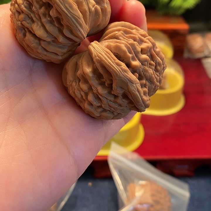 【闪购商品】文玩核桃吊坠漫画楼