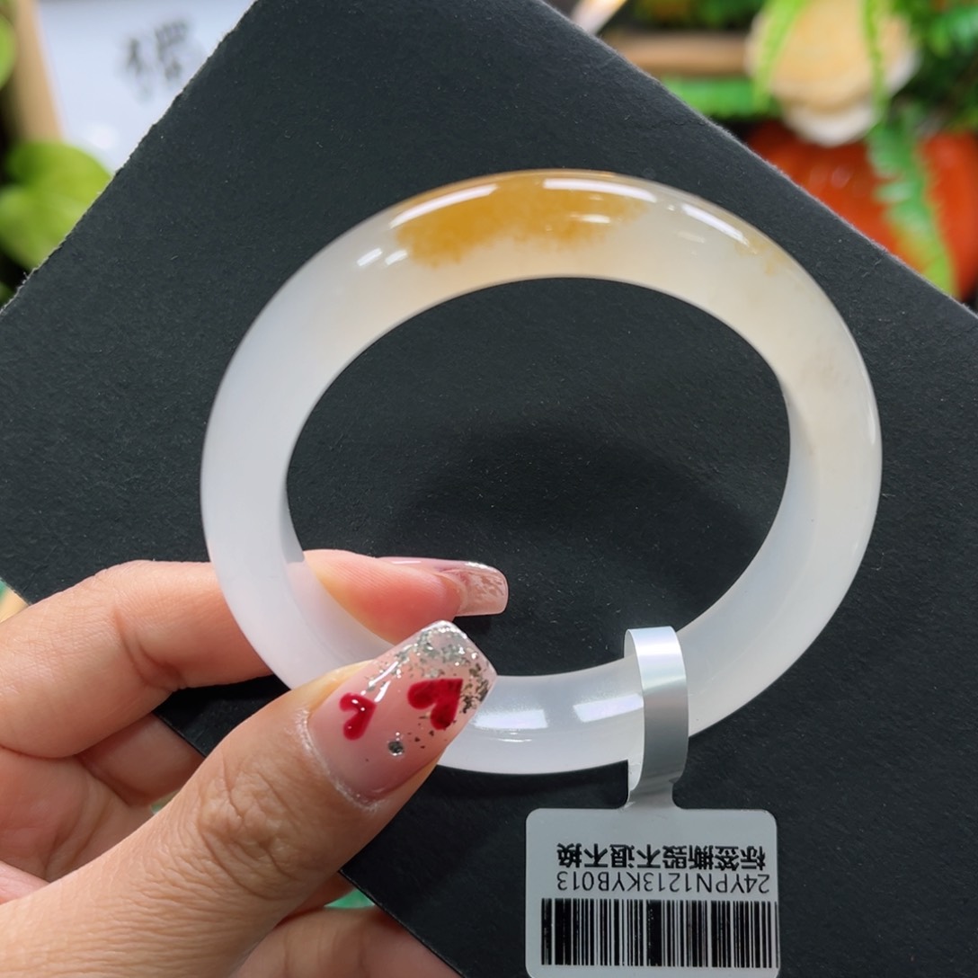 石英质玉手镯未镶嵌➕周周55.6