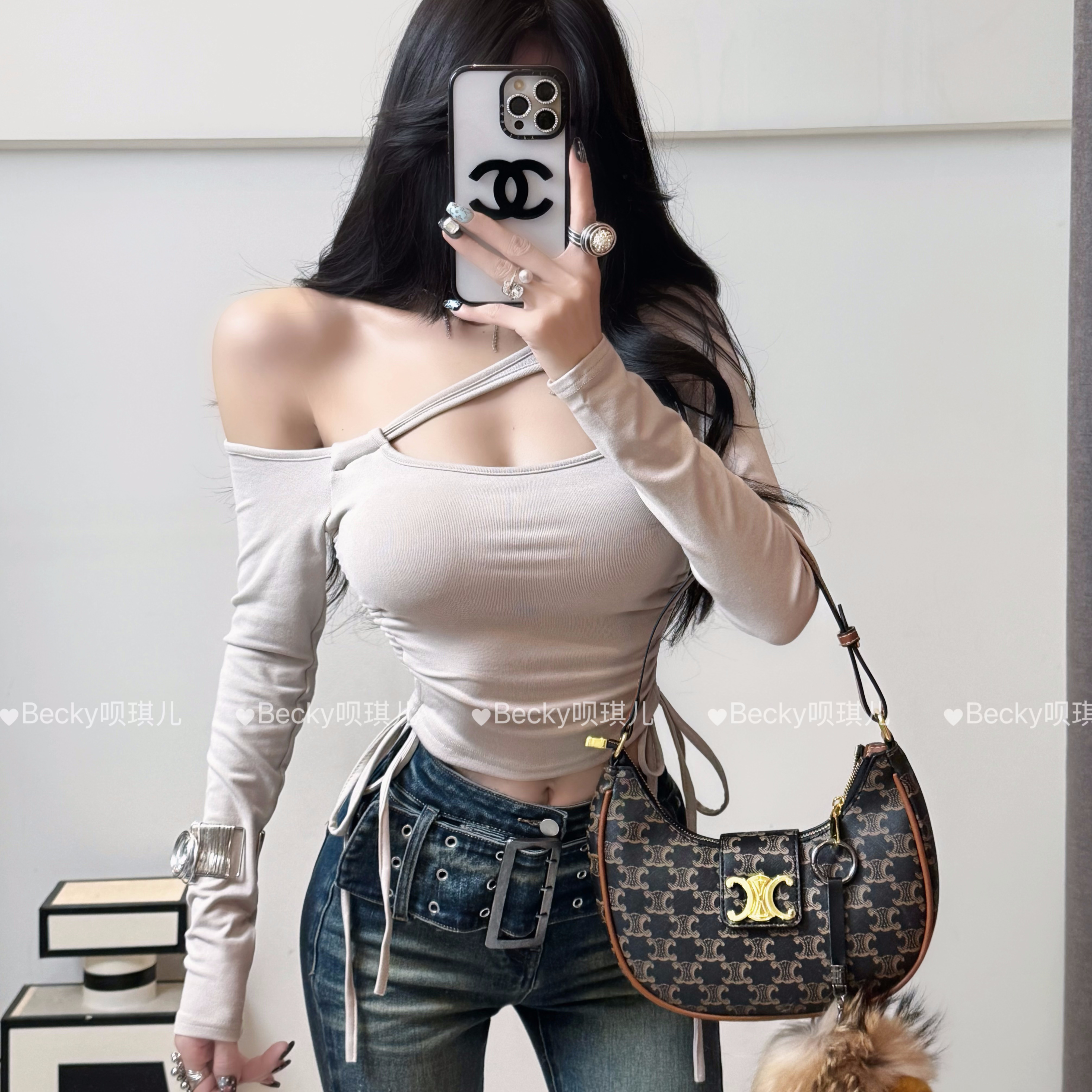 韩版御姐范心机感性感修身内搭短款黄黑皮显白女纯欲显大T恤辣妹