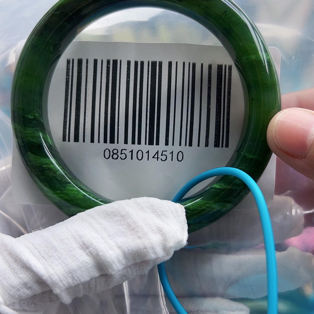 未镶嵌手镯和田玉包容5758