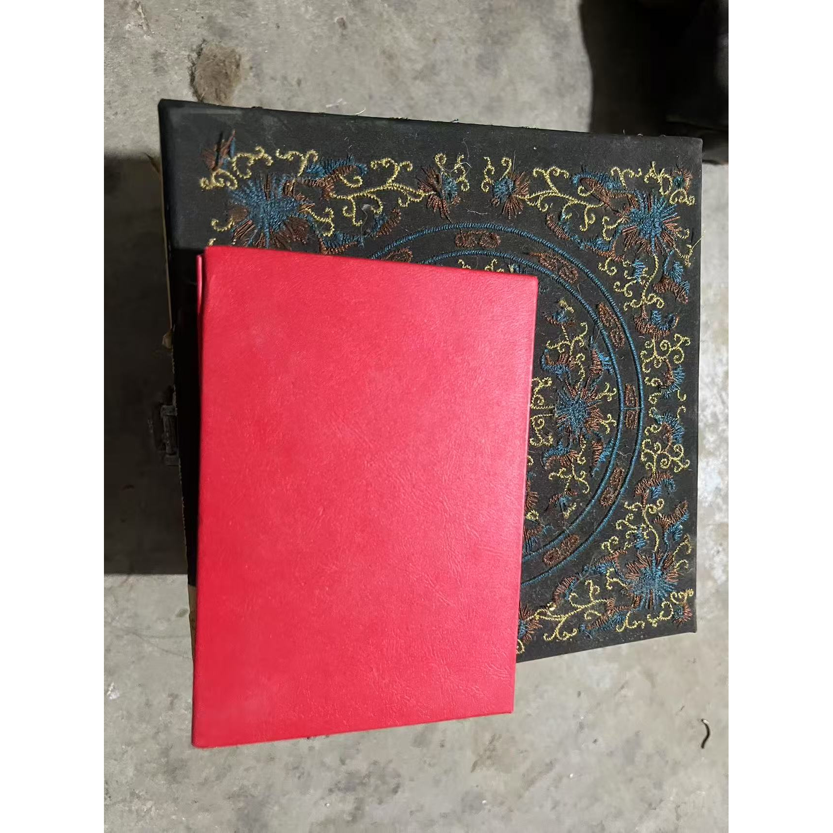 精品摆件真漂亮正方形闷