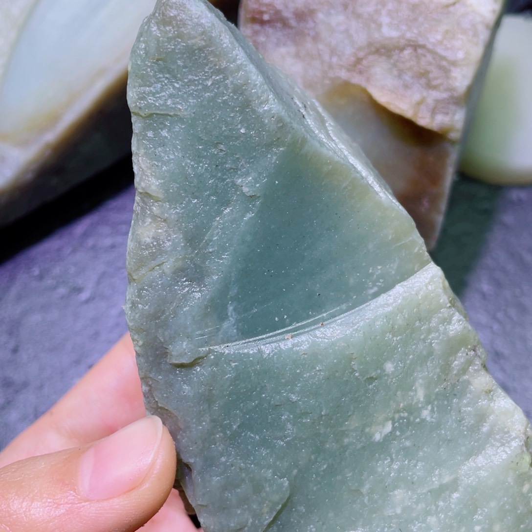 和田玉未镶嵌珠宝半成品