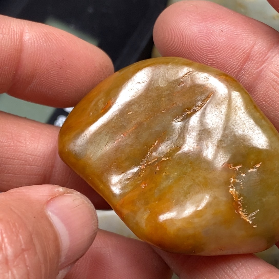 和田玉挂件足铂镶嵌