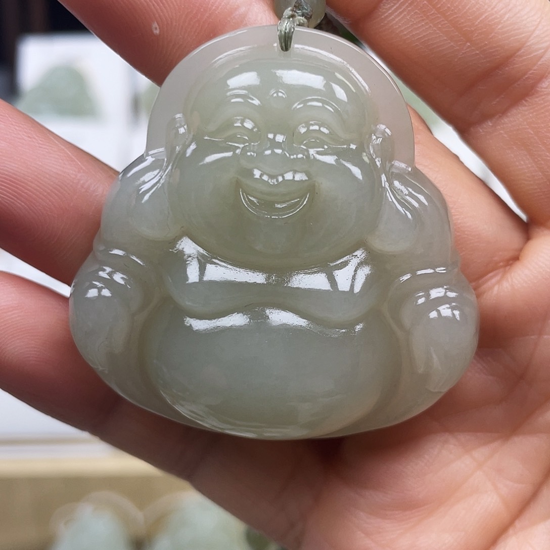 和田玉未镶嵌颈饰宸***仔