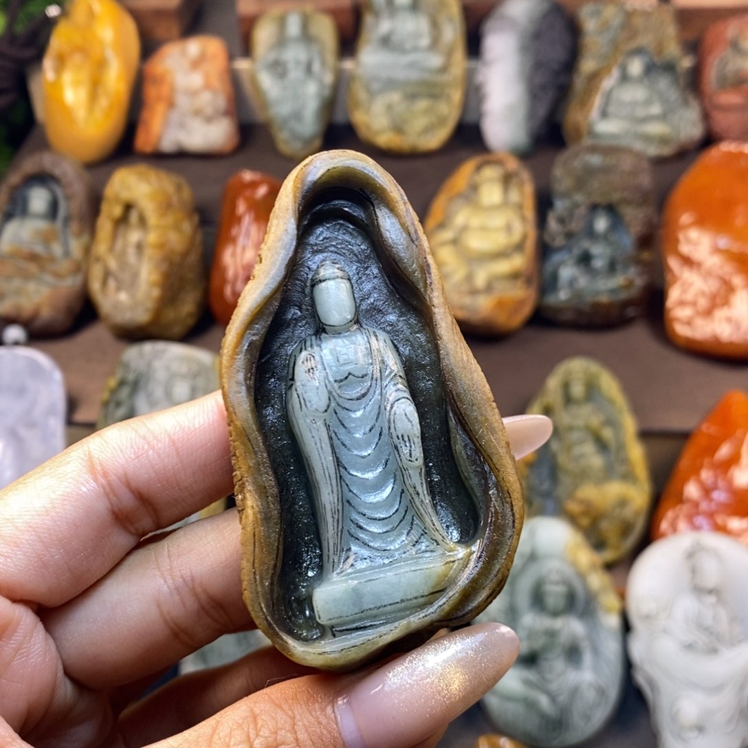 定制翡翠未镶嵌石窟佛