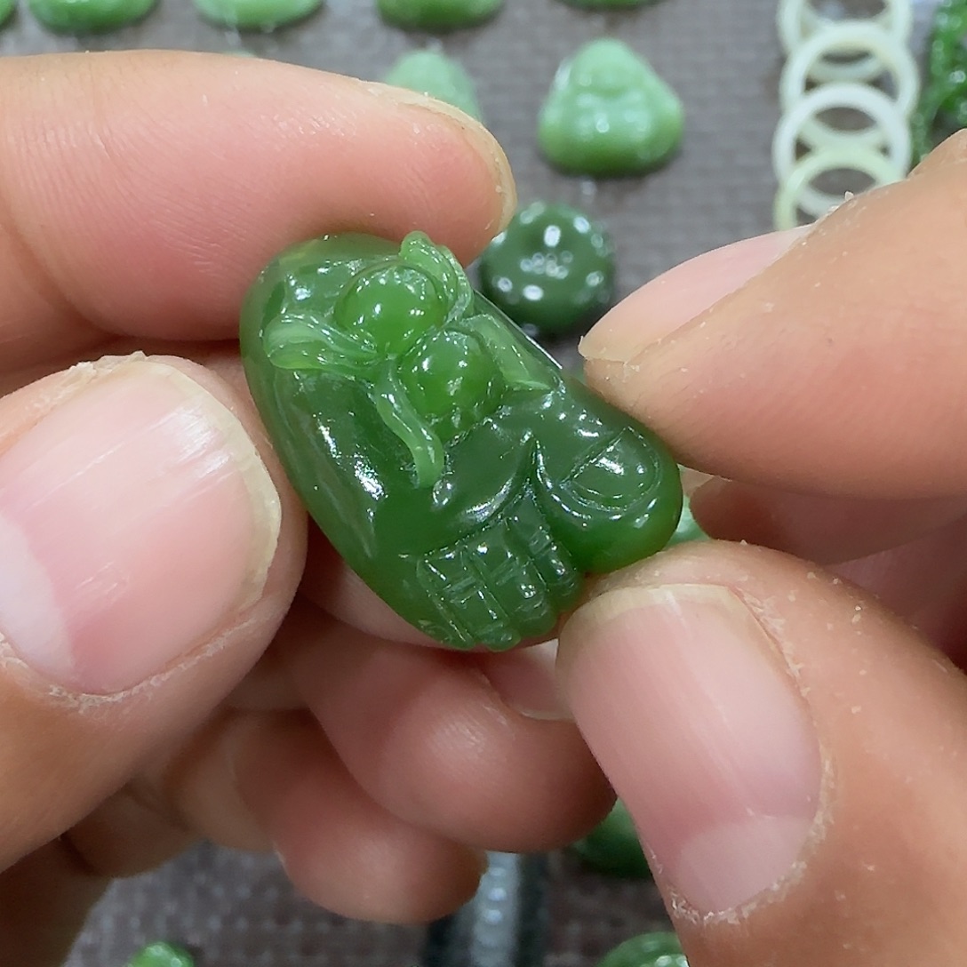 和田玉吊坠(不含链)未镶嵌