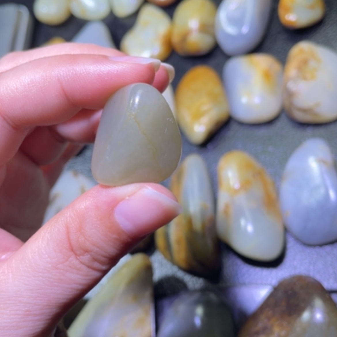 【闪购商品】颈饰未镶嵌和田玉（子料）王**）