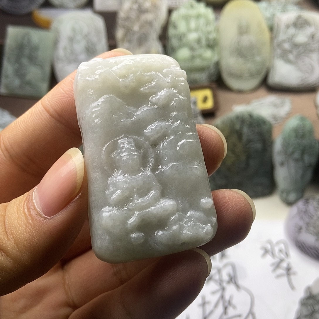 定制翡翠未镶嵌翡翠