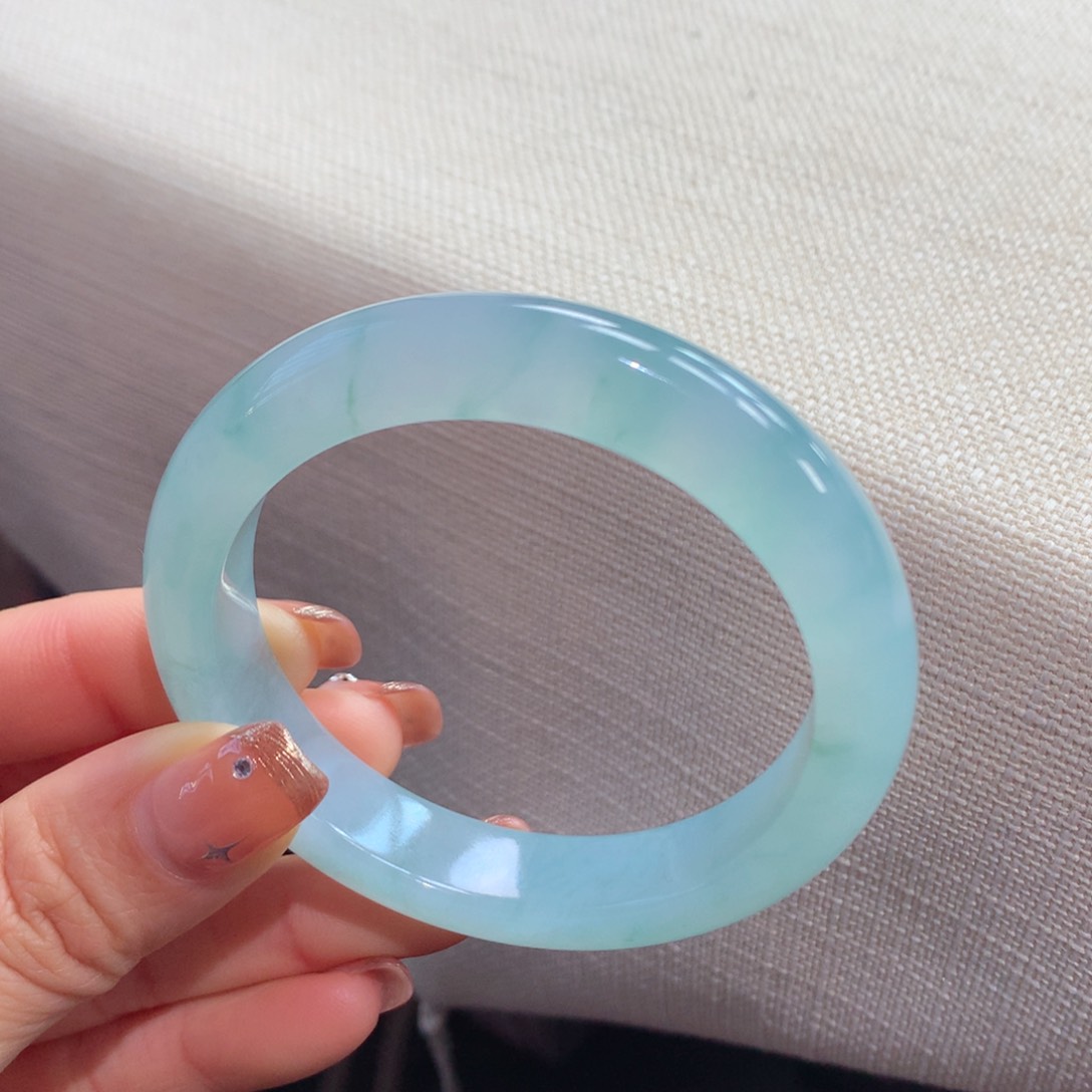 翡翠手镯未镶嵌11号