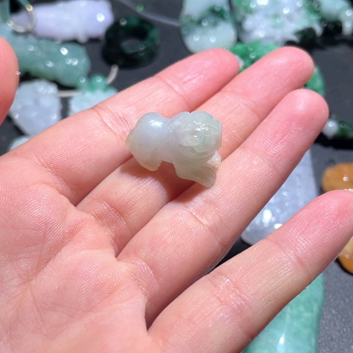 【闪购商品】翡翠颈饰未镶嵌天然翡翠