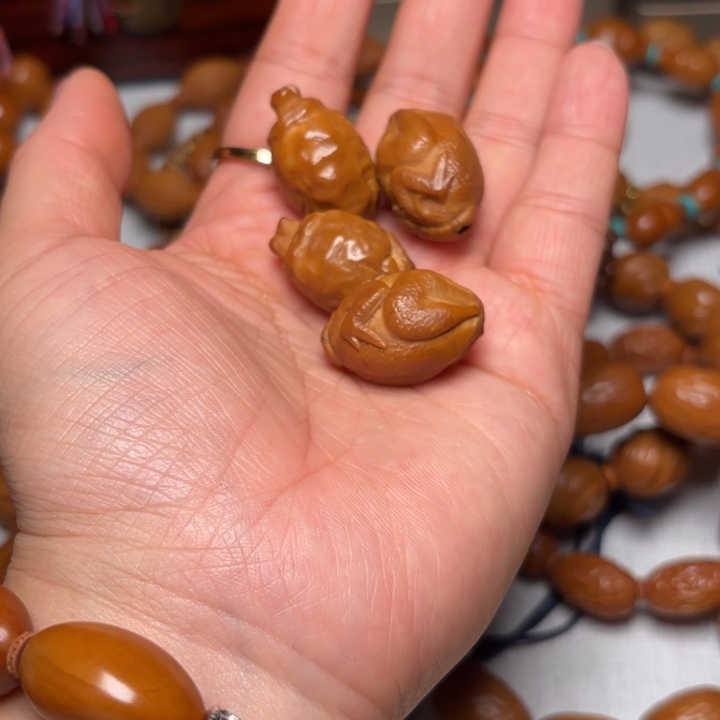 *****手串/手链橄榄核烧鸡和猪蹄