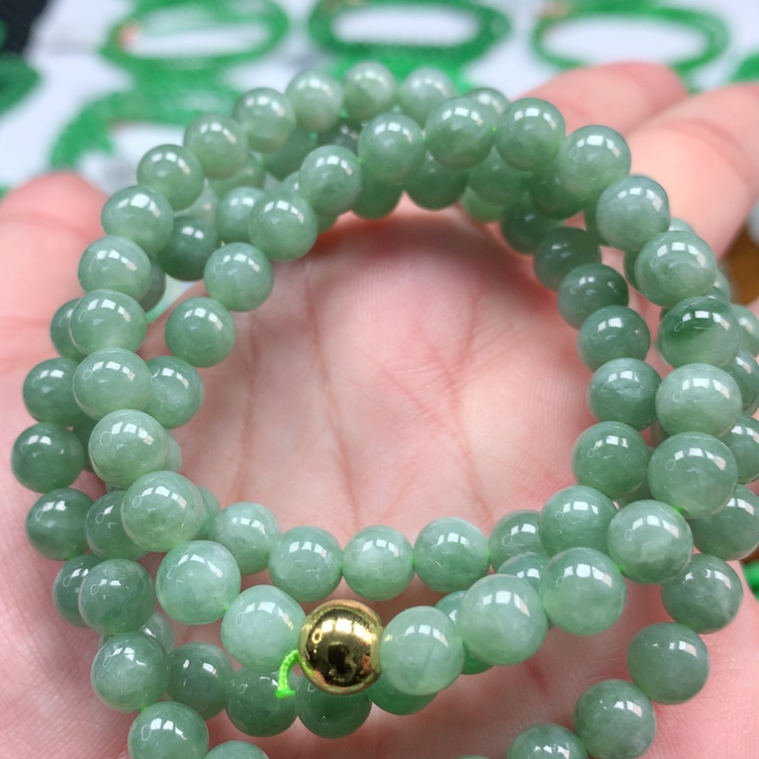 翡翠手链未镶嵌翡翠