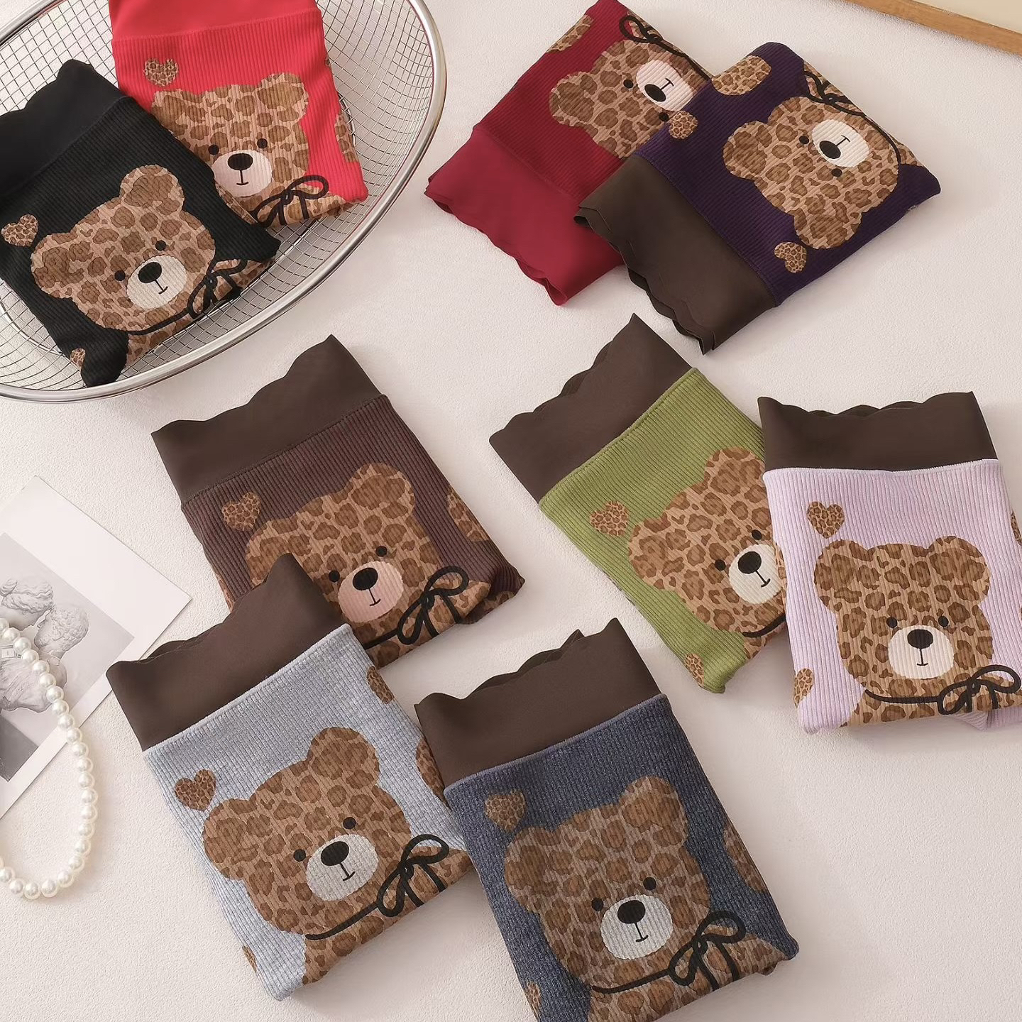 女士中高腰透气无痕印花卡通可爱包臀三角亲肤内裤