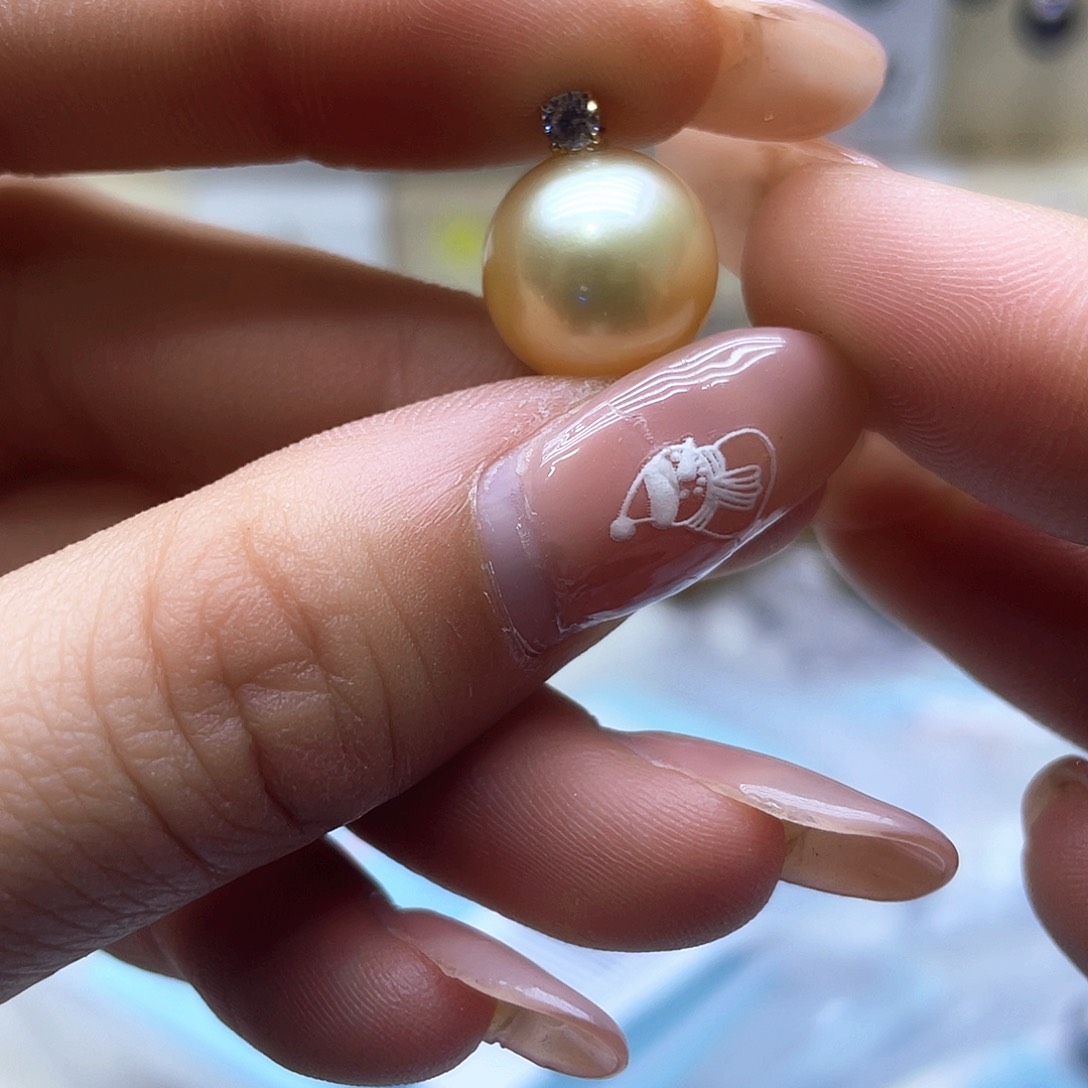 海水珍珠颈饰18K金镶嵌