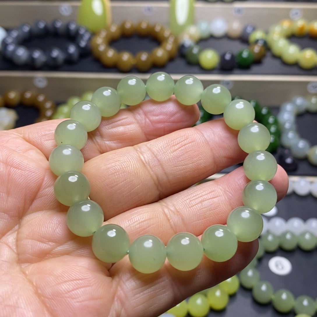 和田玉手串未镶嵌