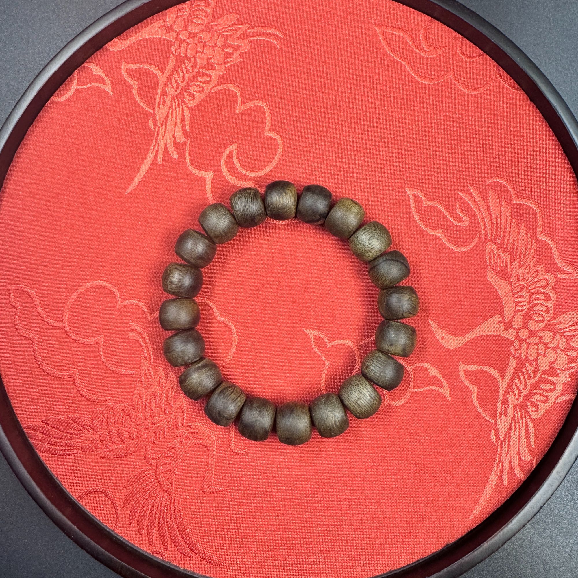 【德信典当】DBA08 芽庄绿奇楠单圈手串13mm(多样性发货)